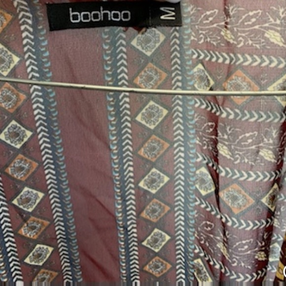 Gold / Burgundy Cut Out Kimono - Picture 10 of 14